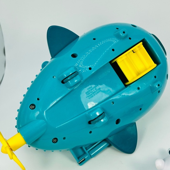 Octonauts Gup A  Mission Vehicle Submarine W/Captain Barnacle Figure NO WINDOW - Picture 9 of 9